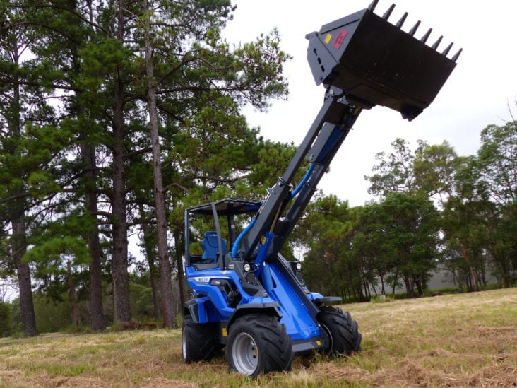 Mini Loaders – The Ideal Farming Machine in 2024 - Growing Magazine