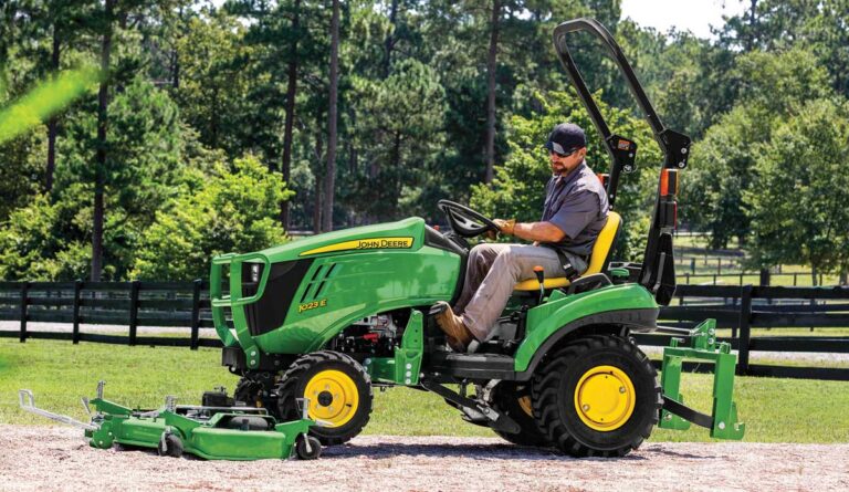 How Compact Tractors Revolutionize Small-Scale Farming - Growing Magazine